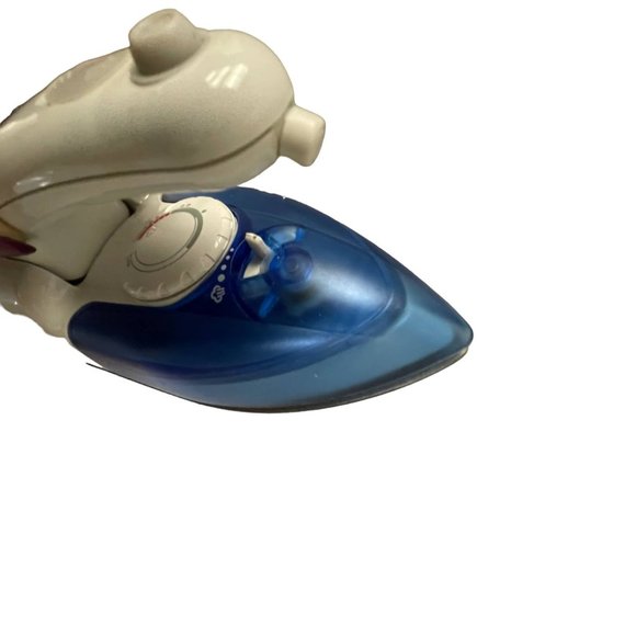 Black & Decker Cable Electric Clothes Flat Steam Iron White Blue 8" x 5" x 5" - Picture 6 of 8